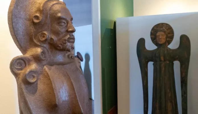 A mostra é gratuita e estará aberta ao público até o dia 30 de julho, com curadoria de Paulo Pinhal e apoio da Prefeitura - Divulgação/PMMC