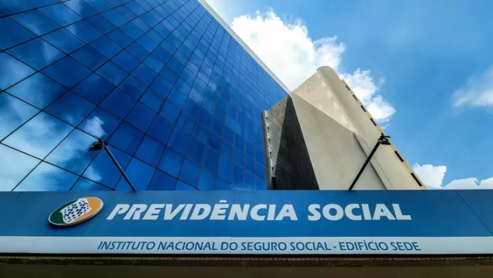 O objetivo prioritário do grupo é adotar, de imediato, medidas administrativas e judiciais para obter a reparação dos danos patrimoniais causados pelas entidades investigadas - Rafa Neddermeyer/Agência Brasil